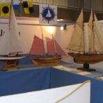 Der Eingang war von drei Fischereifahrzeugen flankiert. Dem Neufundlandschoner RHODORA und der PINKY. Gegenüber wartete die PILGRIM ex ANNIE auf die Besucher.