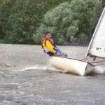 ... Finn - alle hatten ihren Kampf mit Wind und Wellen - aber auch der Spaß stand in den Gesichtern.