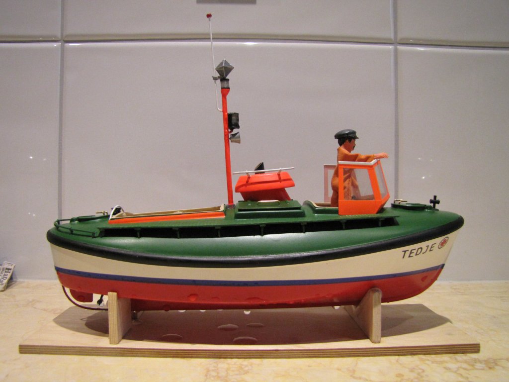 Die TEDJE, das Tochterboot der THEODOR HEUSS, des ersten Rettungskreuzers der DGzRS - Baujahr 1957